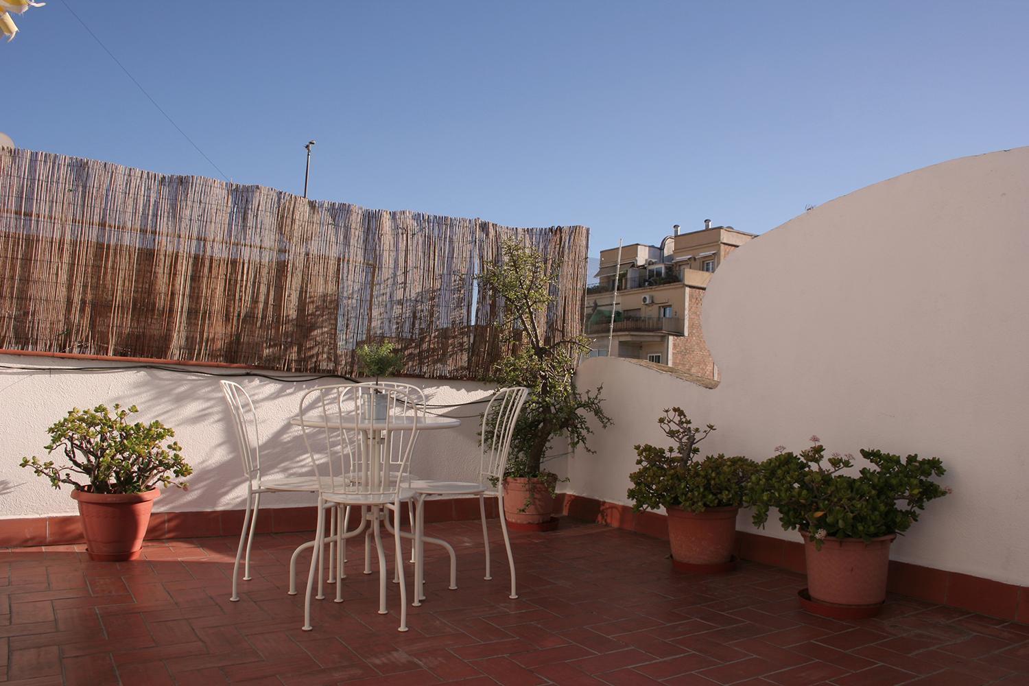 Lovely Apartment With A Terrace Barselona Dış mekan fotoğraf