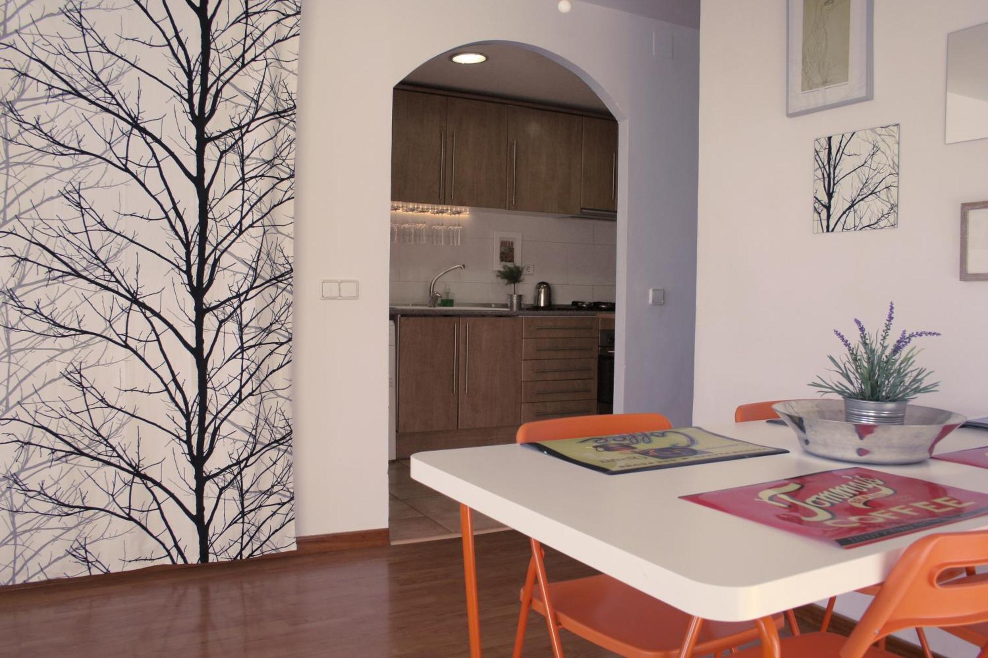 Lovely Apartment With A Terrace Barselona Dış mekan fotoğraf